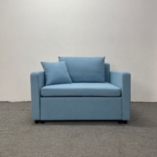 Inviting sectional sofa configuration.